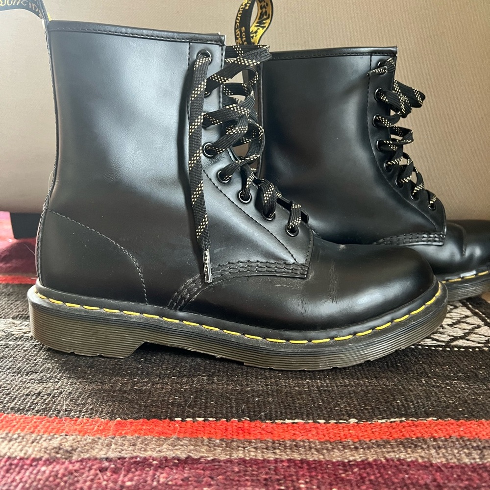 Doc Martens, black 8-hole. Size 41.